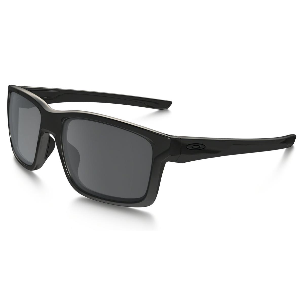 Oakley Sunglasses Mainlink Polished Black/Black Iridium